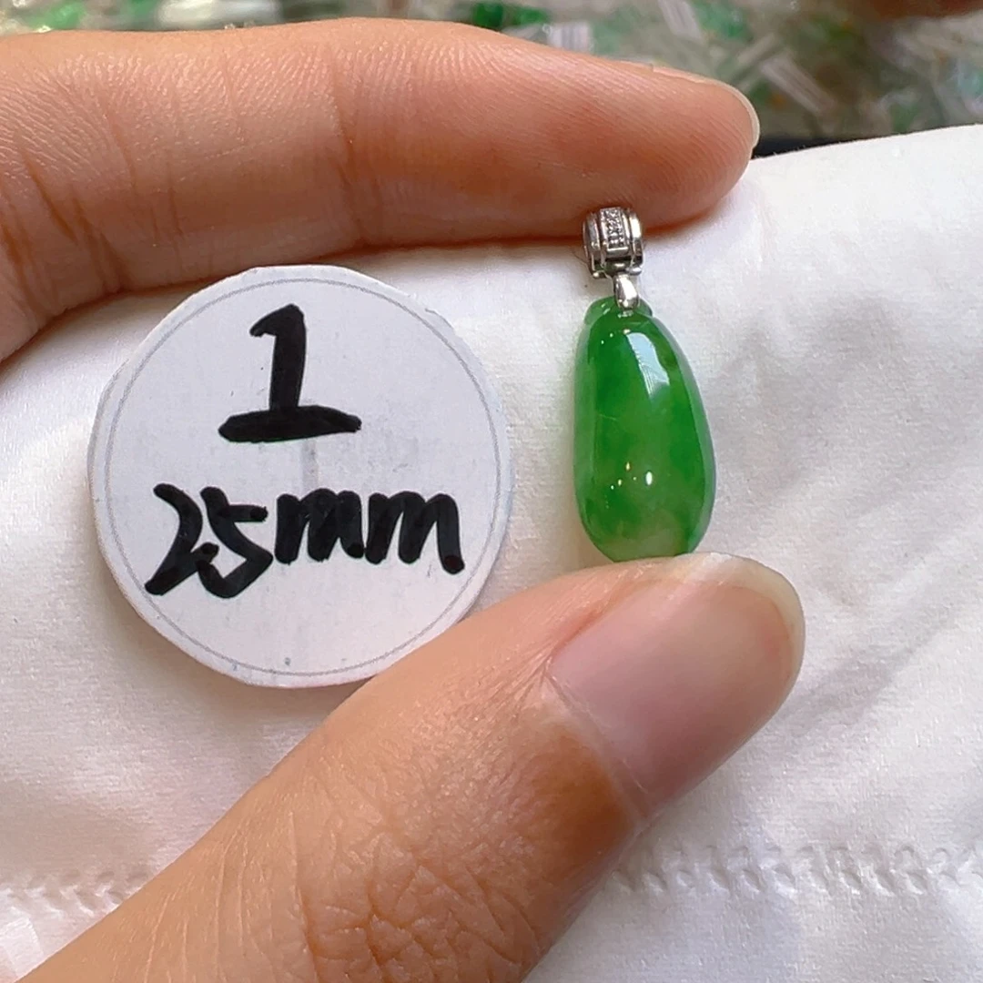 K****翡翠18K金镶嵌吊坠(不含链)