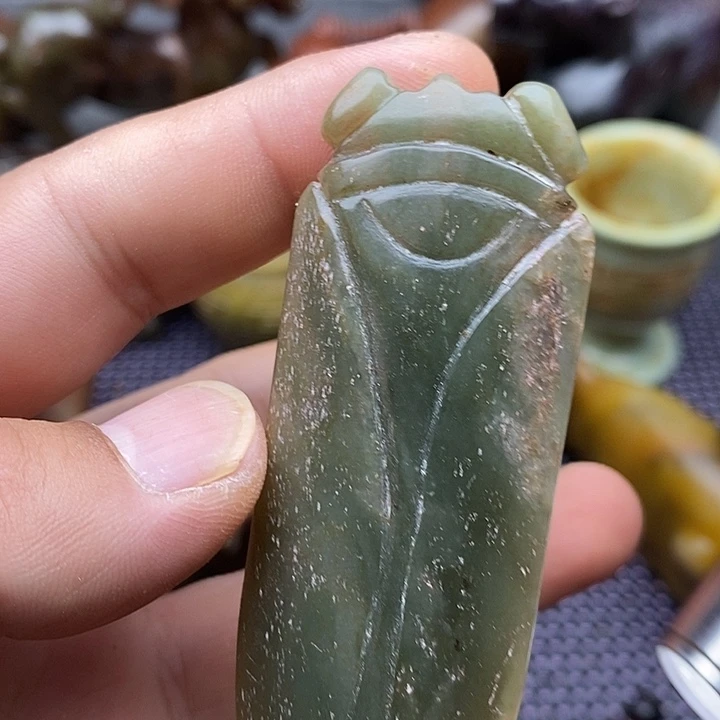 未镶嵌蛇纹石玉颈饰