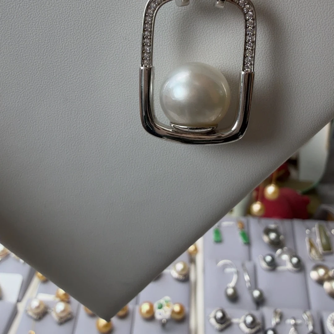 银S925镶嵌海水珍珠颈饰