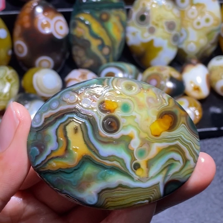 玛瑙/玉髓未镶嵌珠宝半成品41