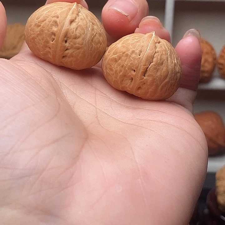 文玩核桃吊坠磨盘