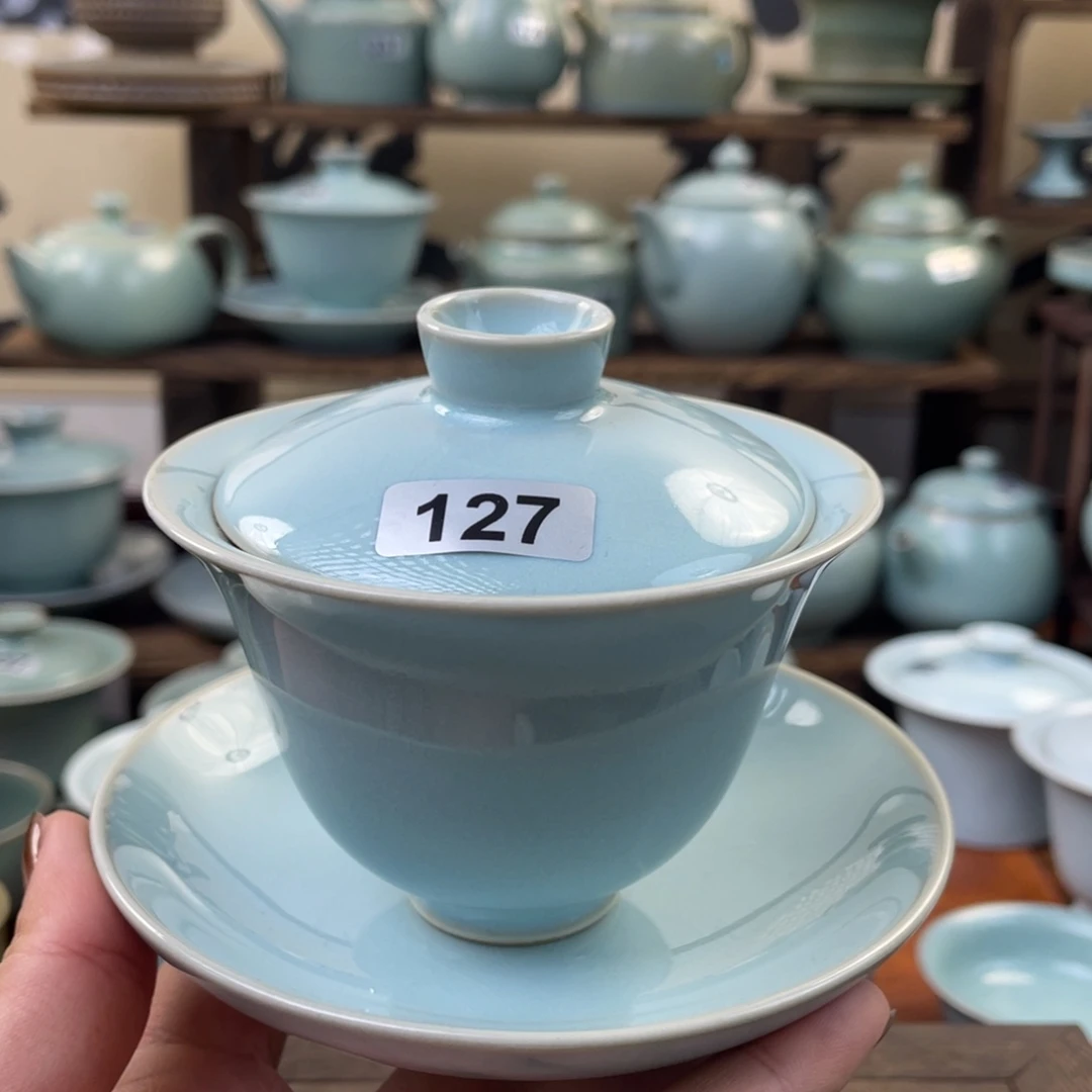 微瑕127天青盖碗～～