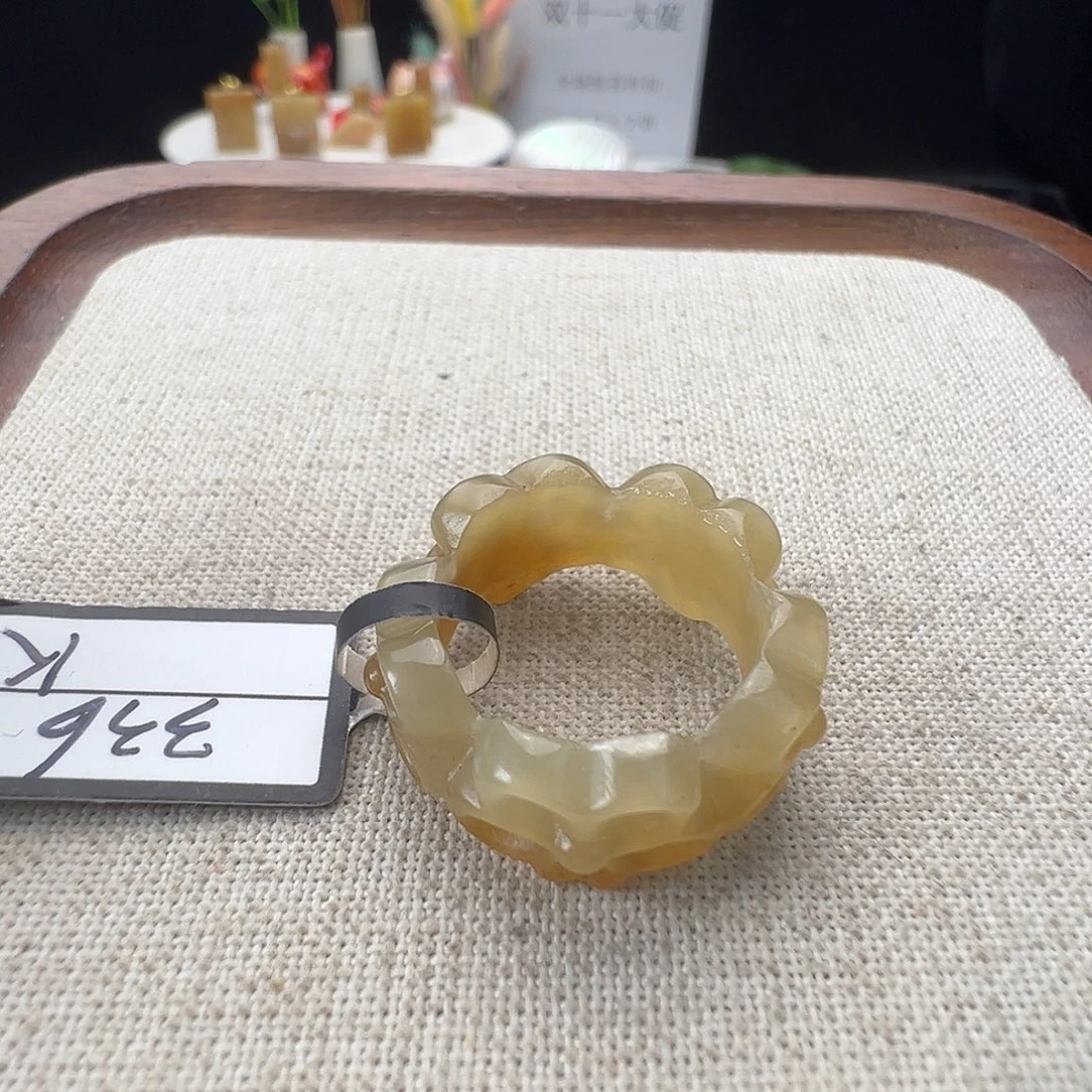 和田玉（糖玉）9K金镶嵌戒指K59渐变糖花花16.6 不退换