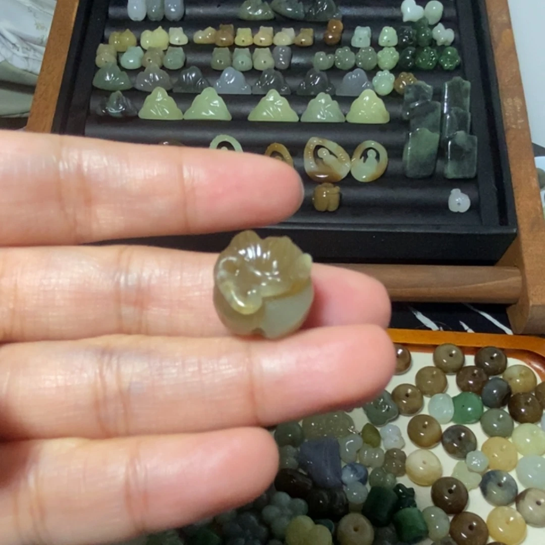 和田玉未镶嵌手链有棉