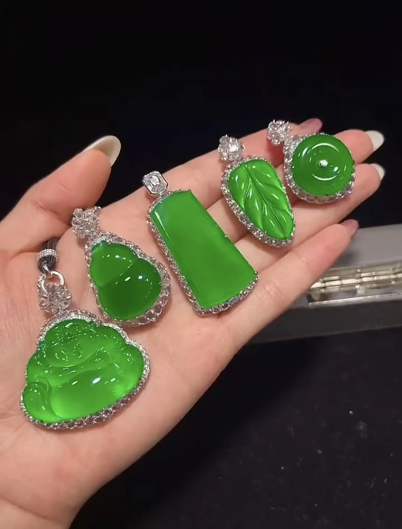 吊坠百搭男女款多样性发货其一（具体见直播间）