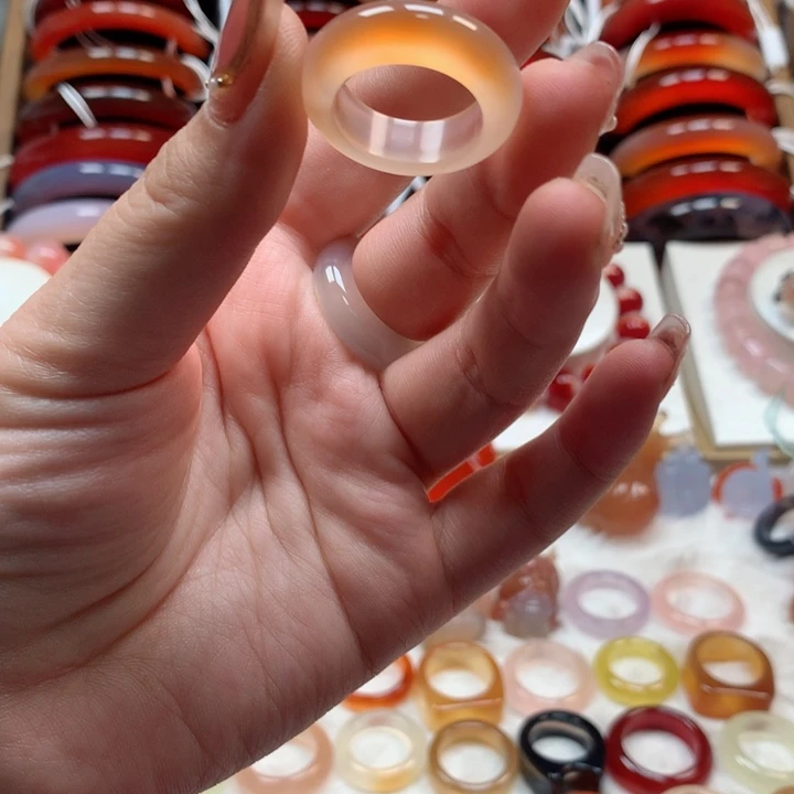 玛瑙/玉髓手镯未镶嵌₍****