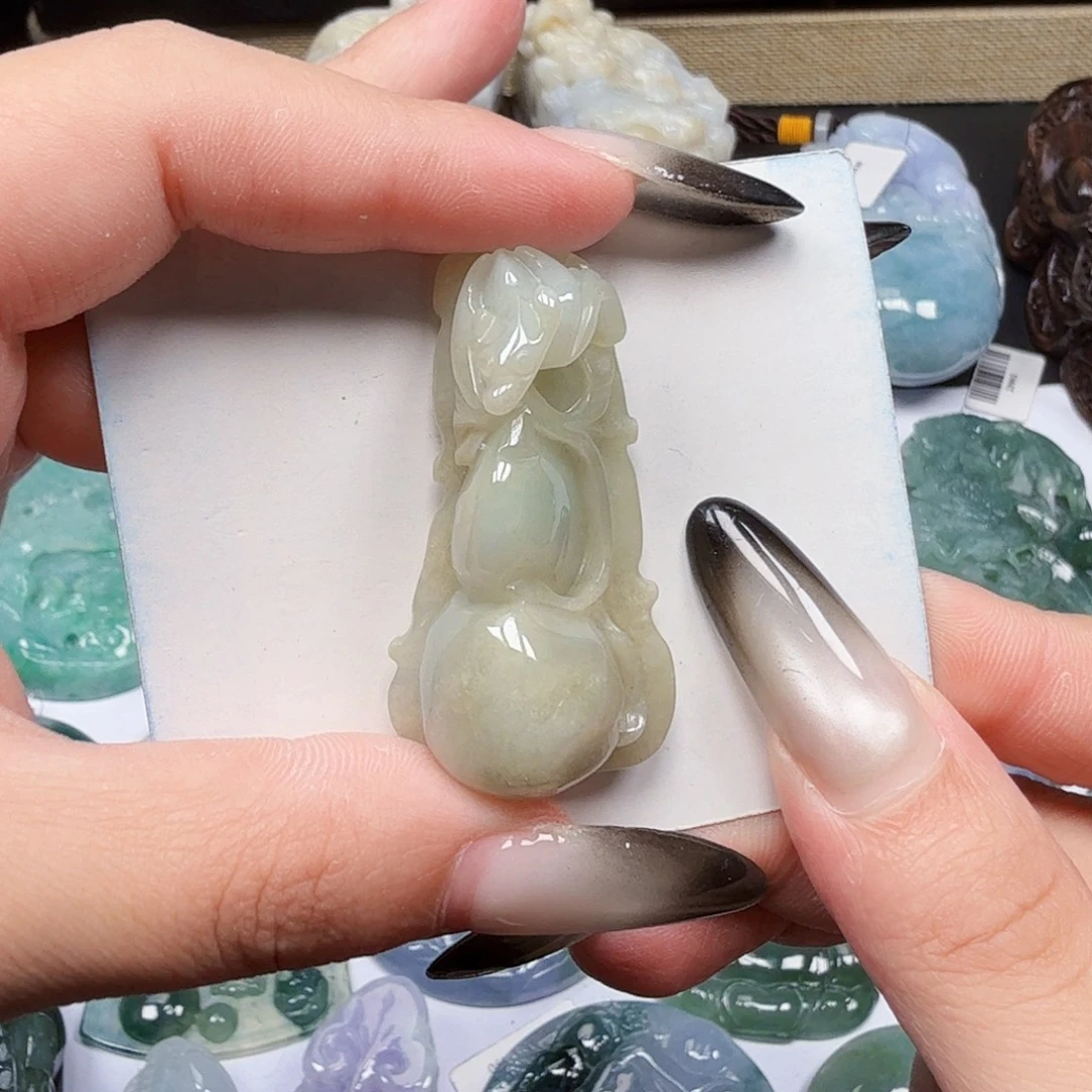 翡翠未镶嵌挂件翡翠