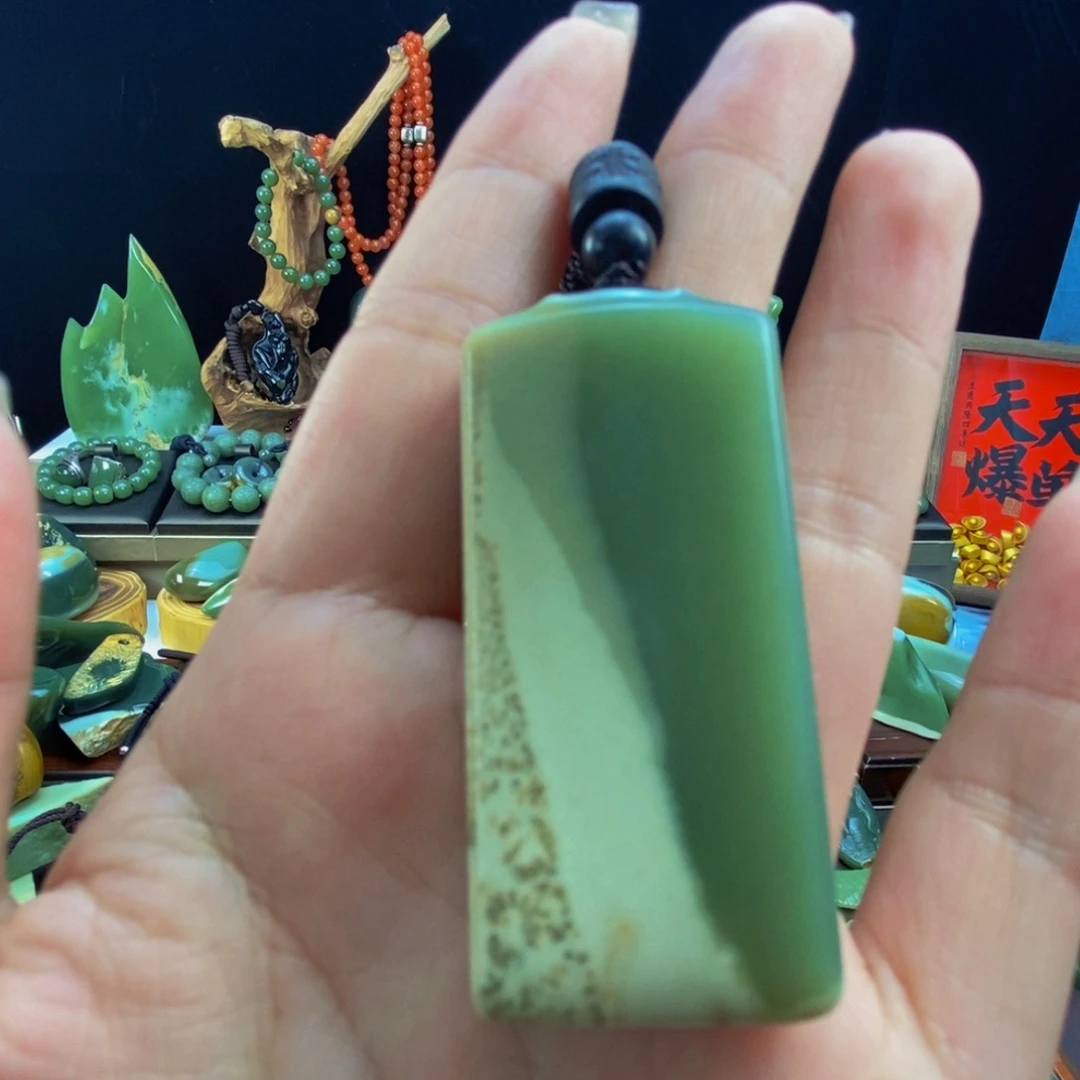 未镶嵌岫岩老玉（透闪石质玉）珠宝半成品
