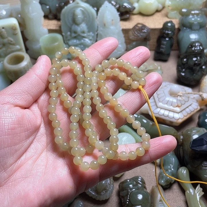 和田玉颈饰未镶嵌小*