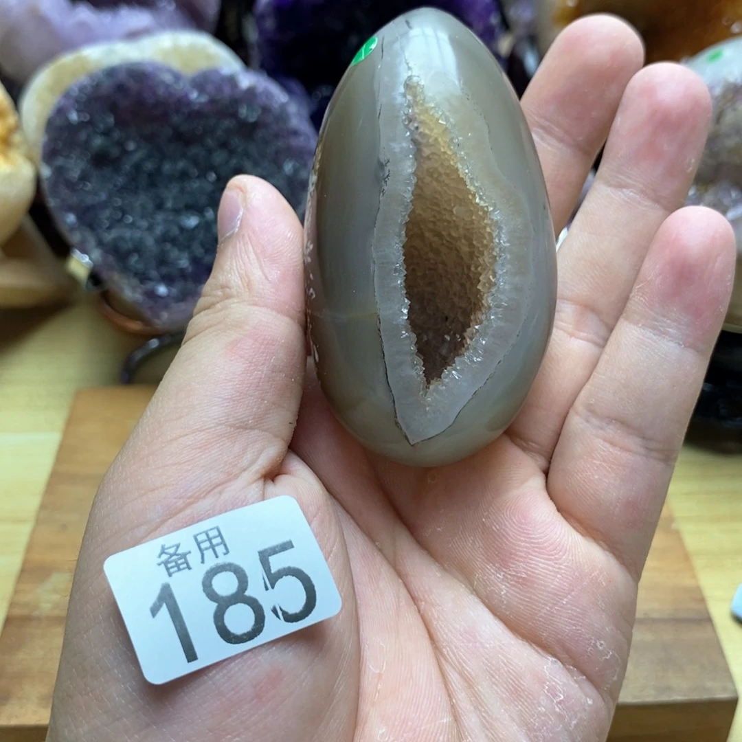 未镶嵌水晶大型摆件（非配饰）