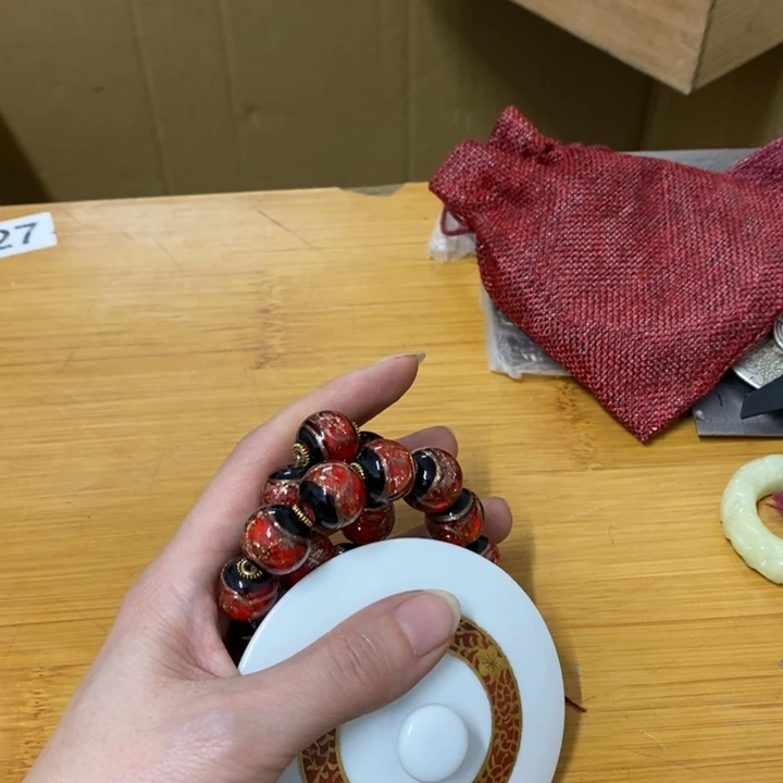 瓷片哈中古工艺品一件