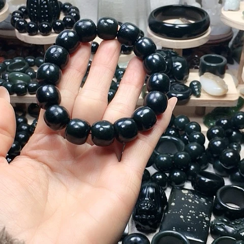 【闪购商品】未镶嵌手链和田玉