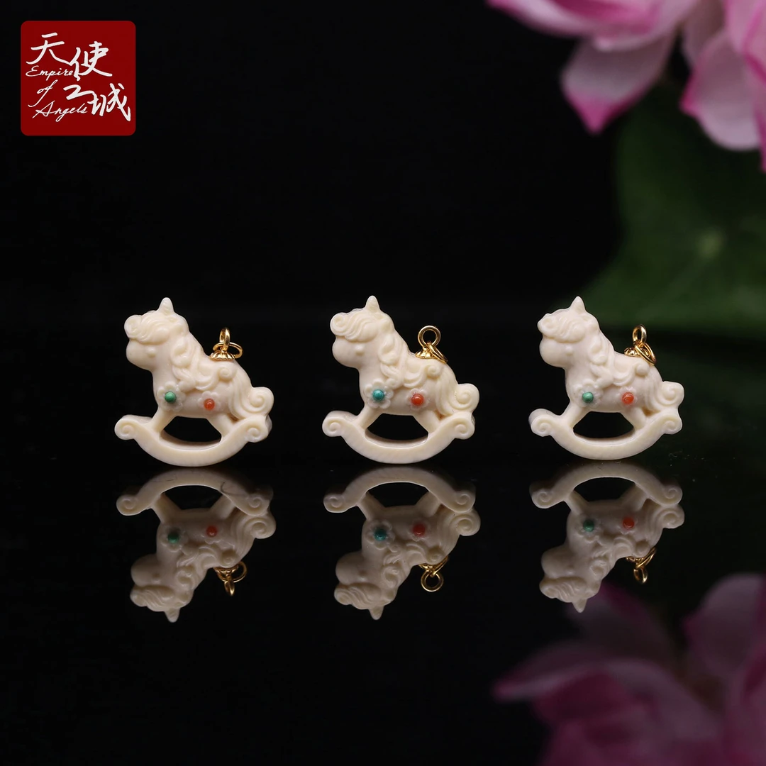 天然猛犸象牙小马吊坠马到成功生肖马配饰配件