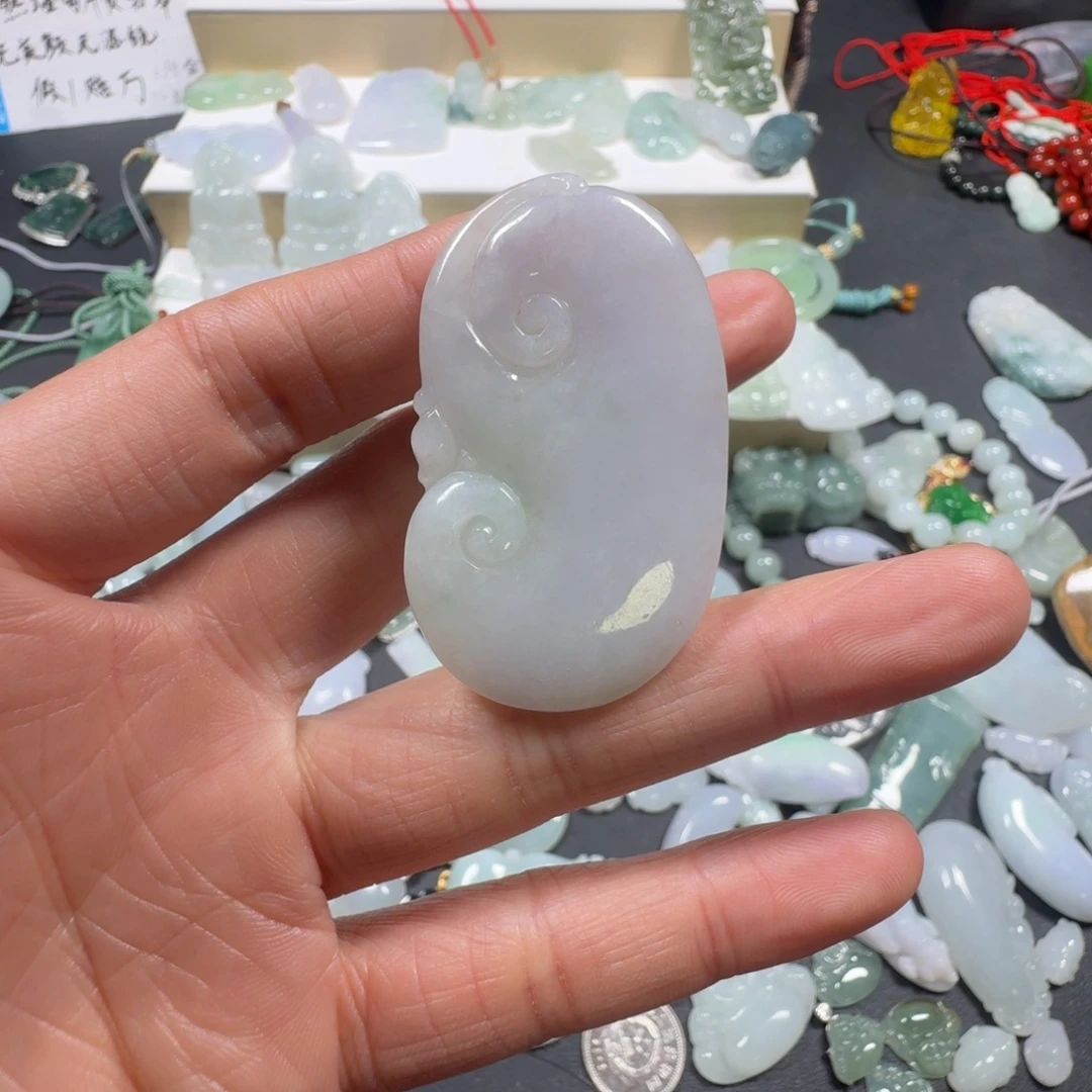 翡翠未镶嵌吊坠(赠链)天然缅甸A货翡翠如意