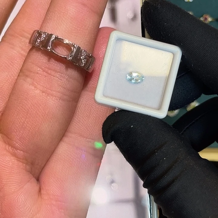 海蓝宝石戒圈银S925镶嵌人****间1233