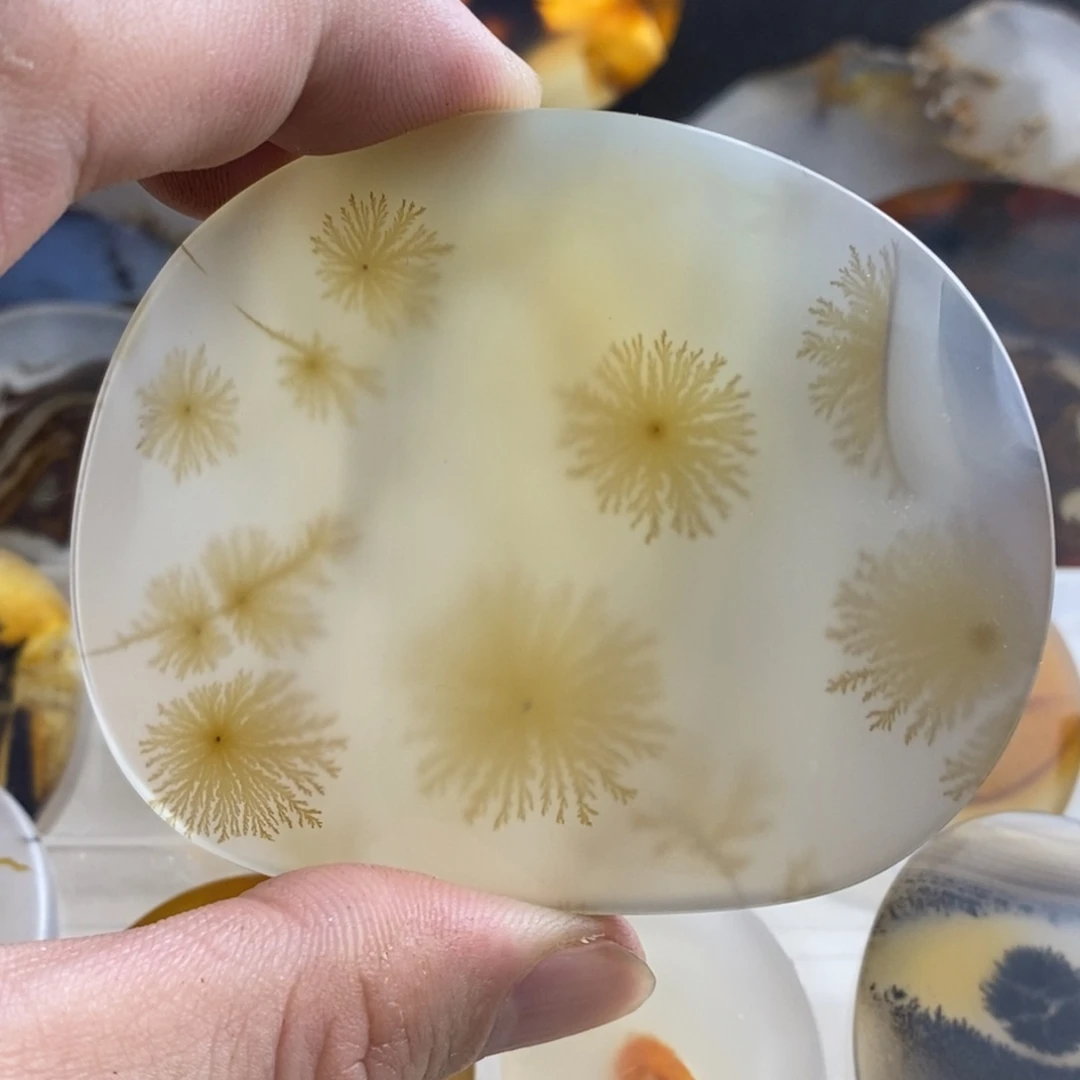 玛瑙/玉髓吊坠未镶嵌