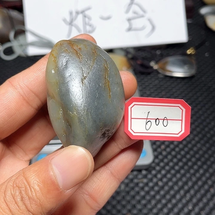未镶嵌和田玉挂件600