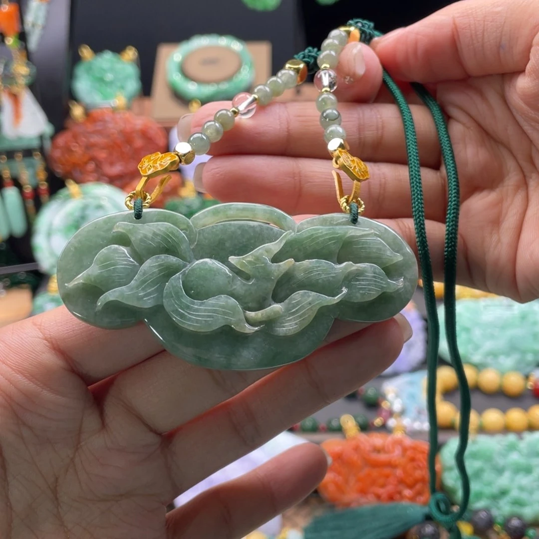 翡翠颈饰未镶嵌代编织