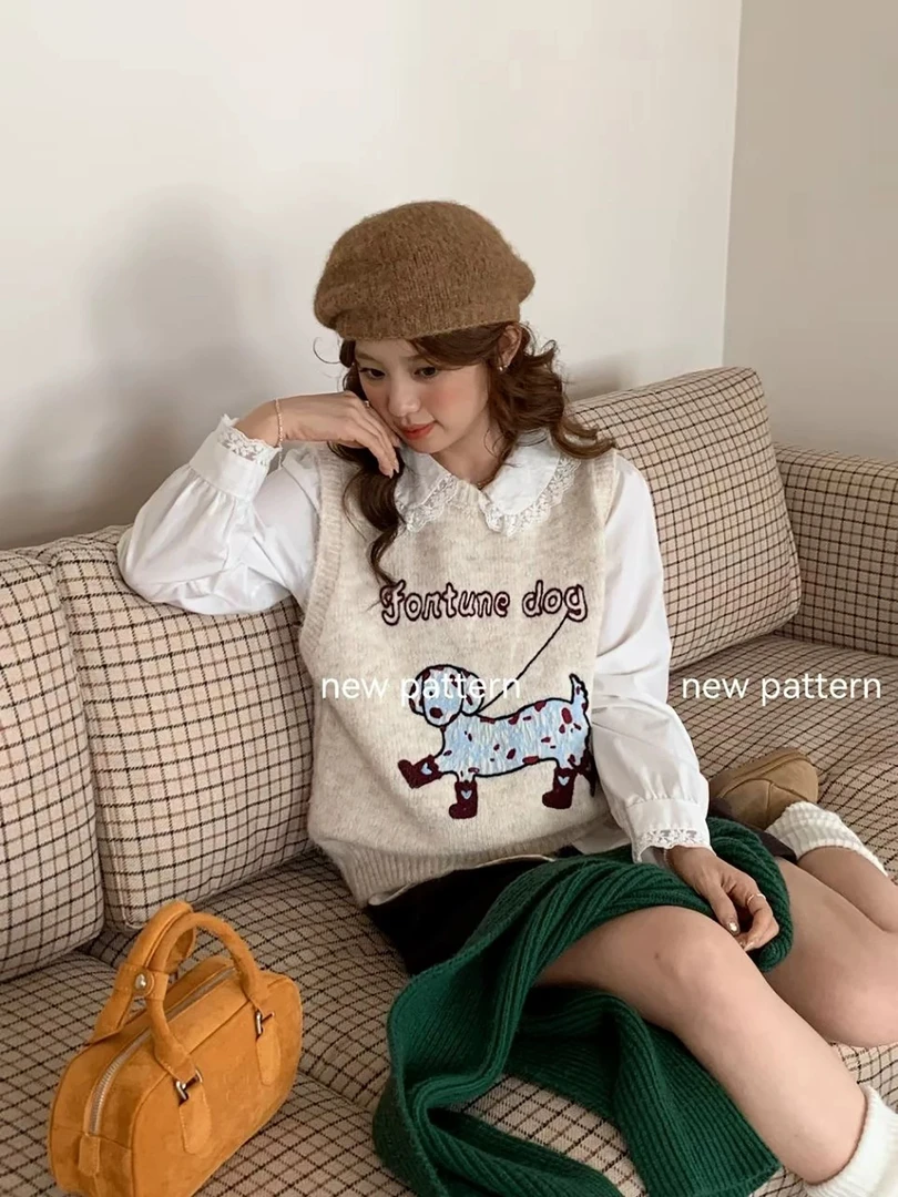 A323-韩系小狗刺绣针织女秋冬穿搭时髦洋气外穿设计感毛衣马夹
