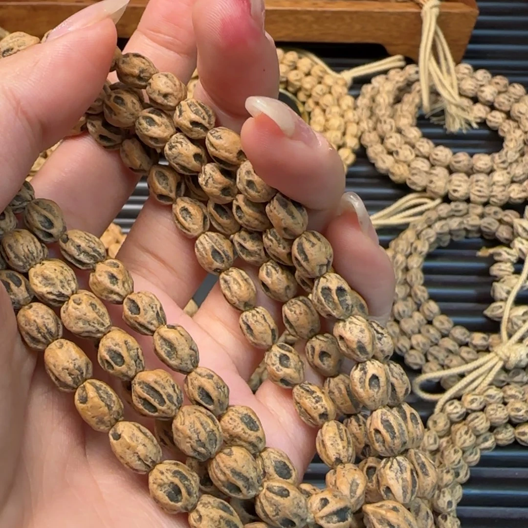 玉***）吊坠柏香籽/百香籽