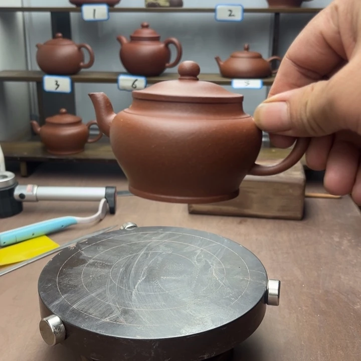 茶壶紫砂原矿无添加红降坡宫灯150cc