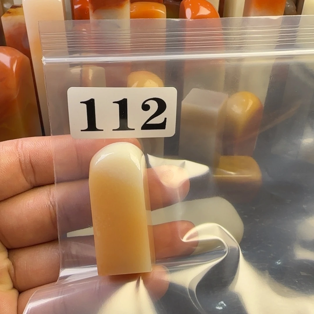 老挝石W****tjhjbhbnnnnnnnmm