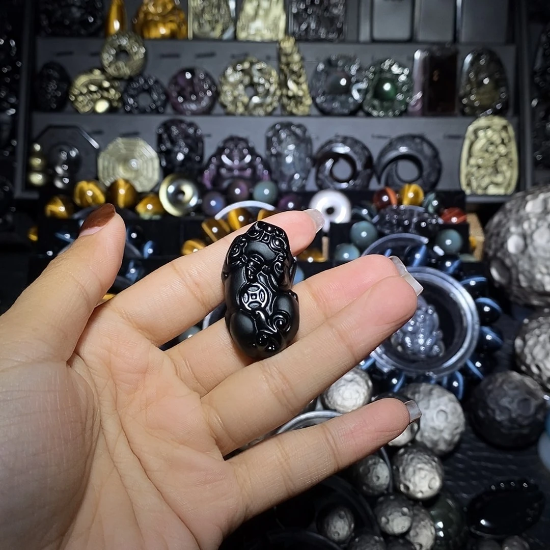 我***祥黑曜岩未镶嵌手链