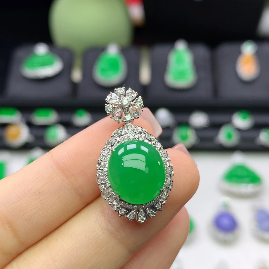 榴***莲翡翠18K金镶嵌吊坠(不含链)