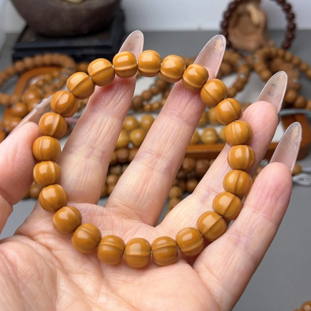 核桃手串/手链小鲨鱼