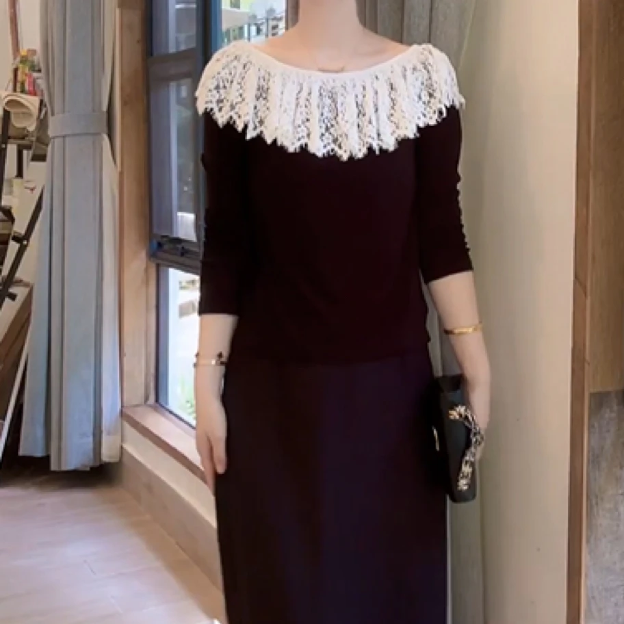 韩版蕾丝拼接荷叶领斜肩一字领T恤女2025秋新款洋气显瘦气质上衣