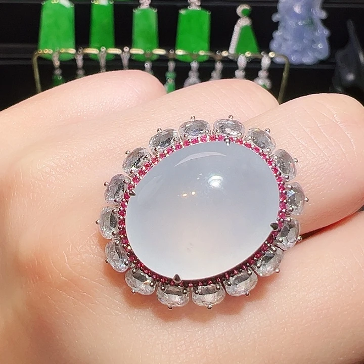 翡翠戒指18K金镶嵌