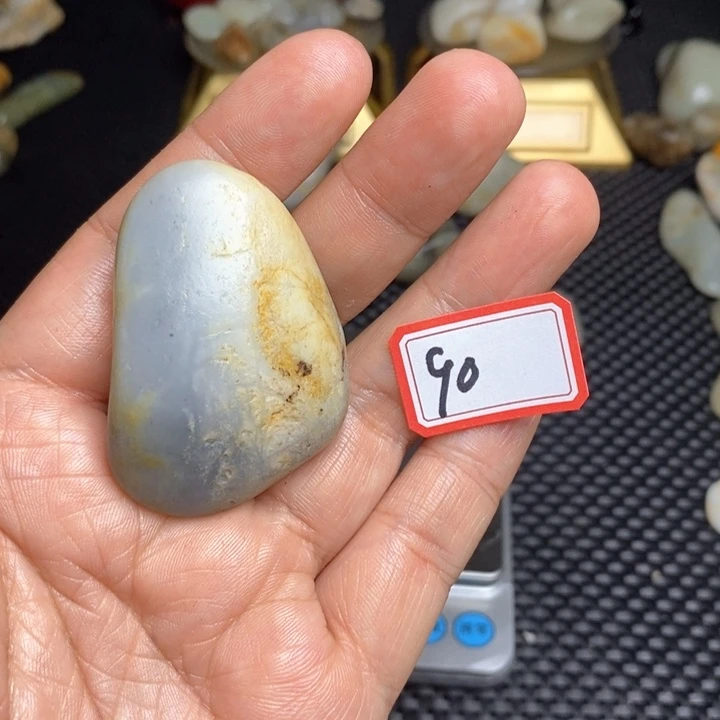 未镶嵌和田玉把件90