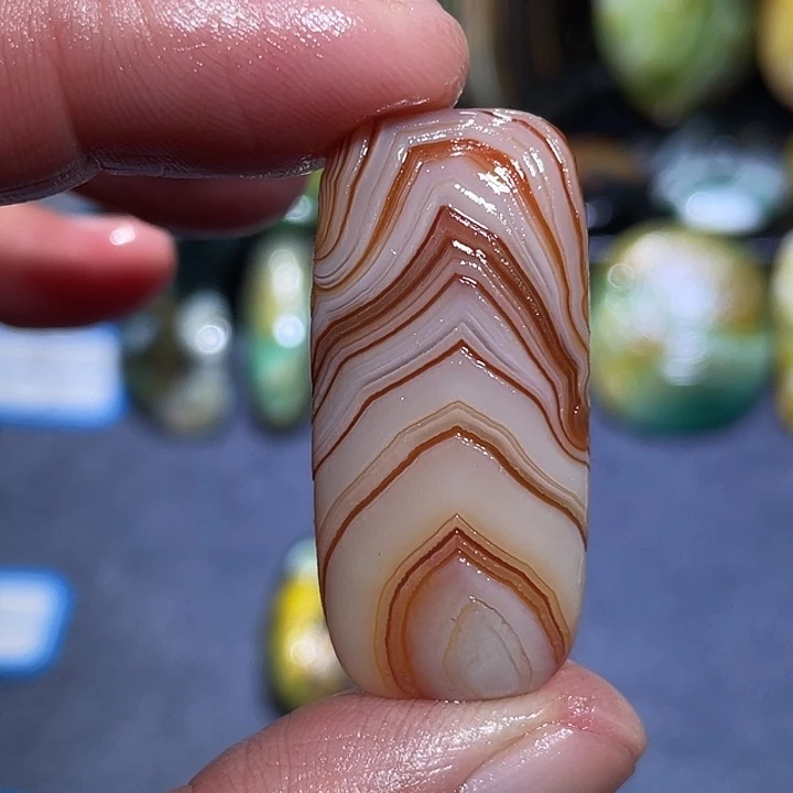 玛瑙/玉髓未镶嵌珠宝奇石