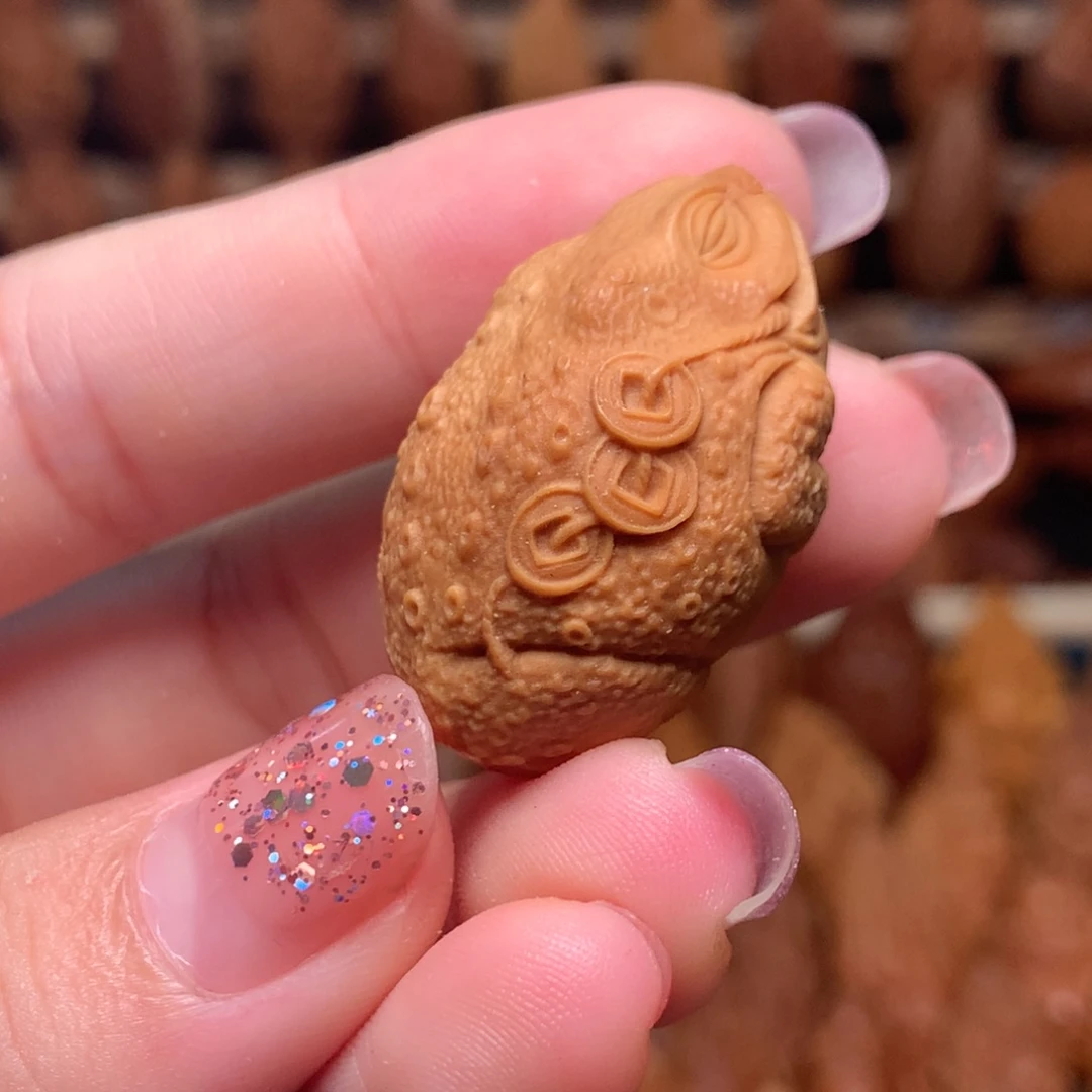 把件橄榄核大金蟾