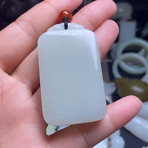 和田玉未镶嵌吊坠(不含链)