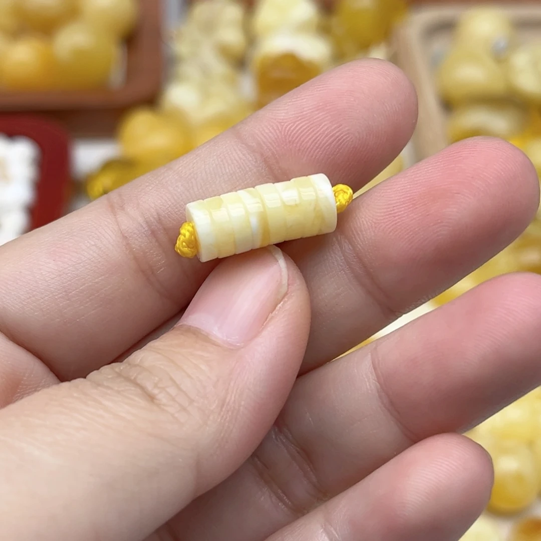 蜜蜡未镶嵌裸石配饰