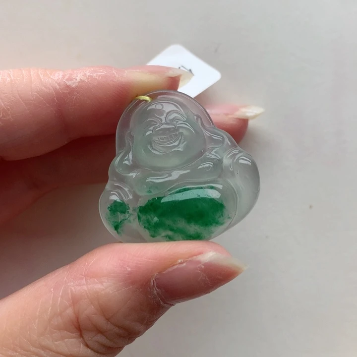 石英质玉未镶嵌颈饰