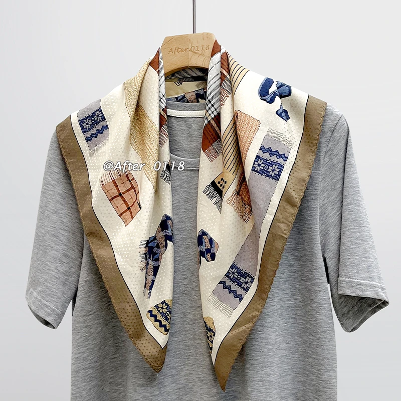 After【丝巾俱乐部】百搭舒适卡通围巾桑蚕丝有机棉丝巾中方巾女