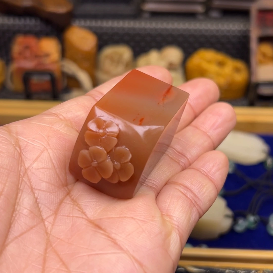 老挝石俏色印章四叶草