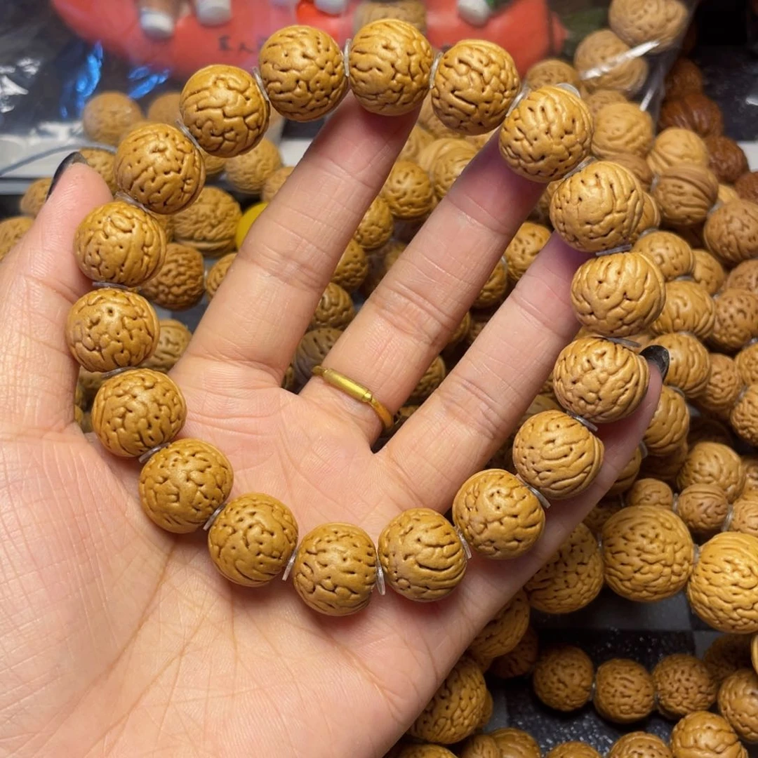 桃核手串，15.6金丹手串