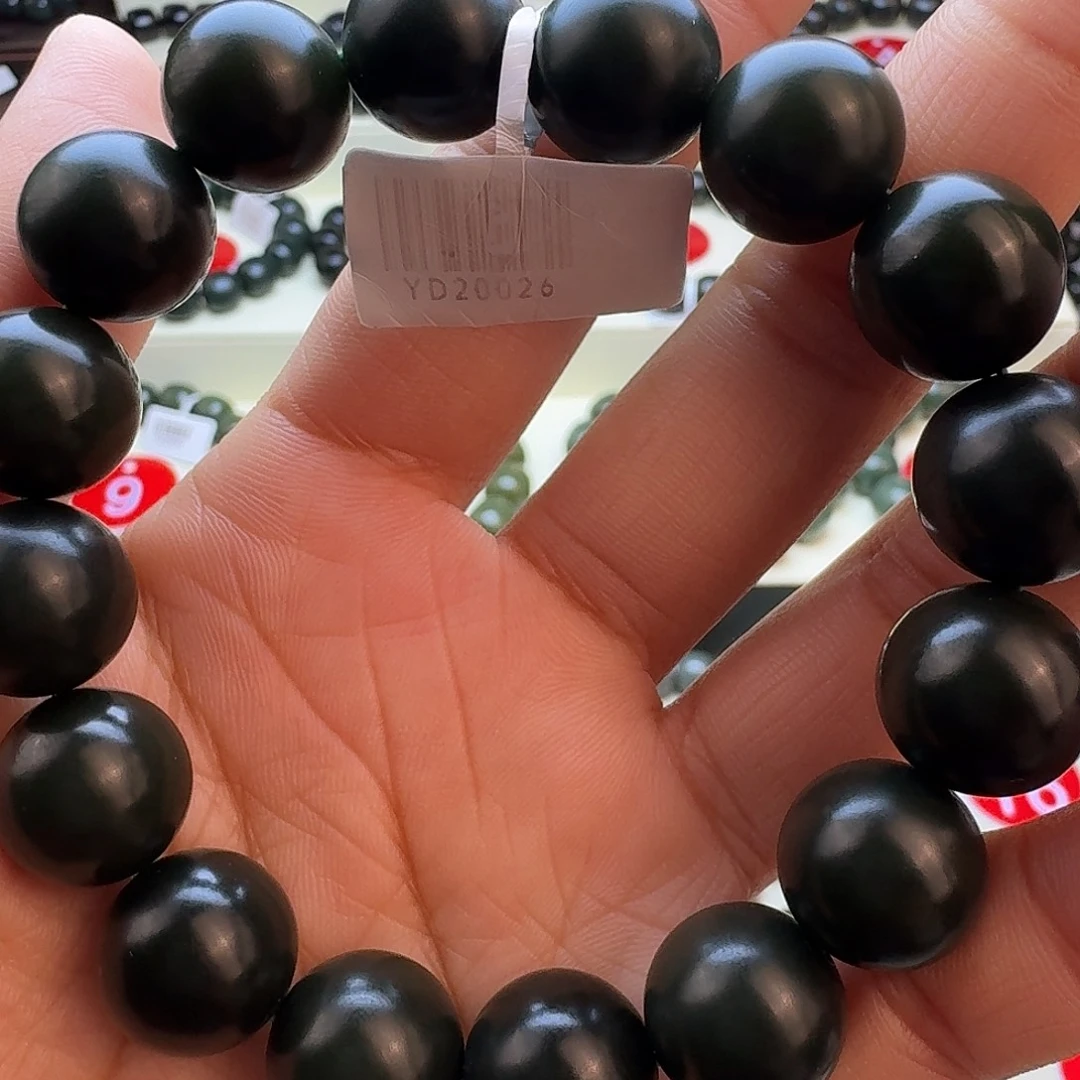 和田玉未镶嵌手串