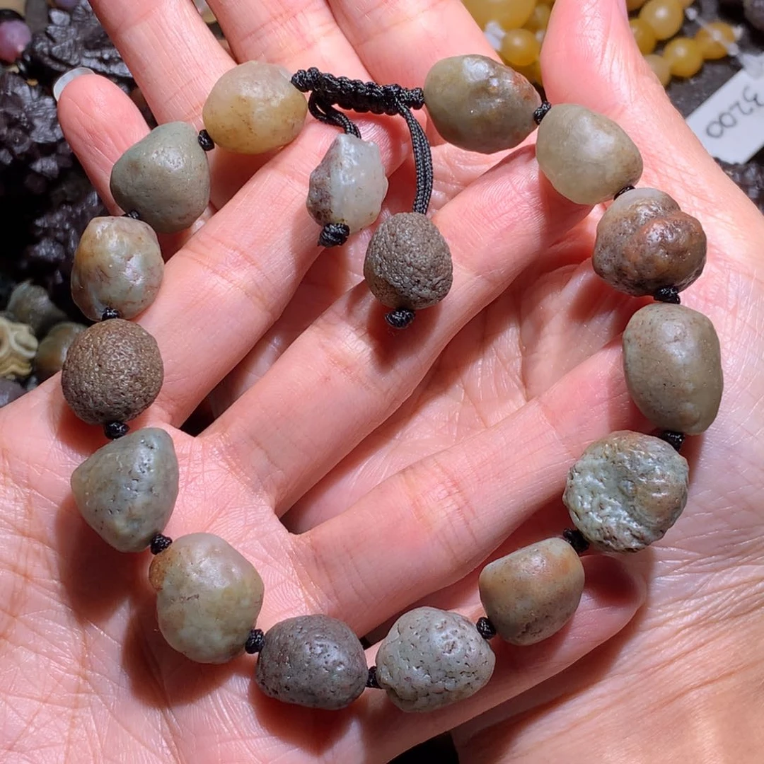 未镶嵌颈饰玛瑙/玉髓