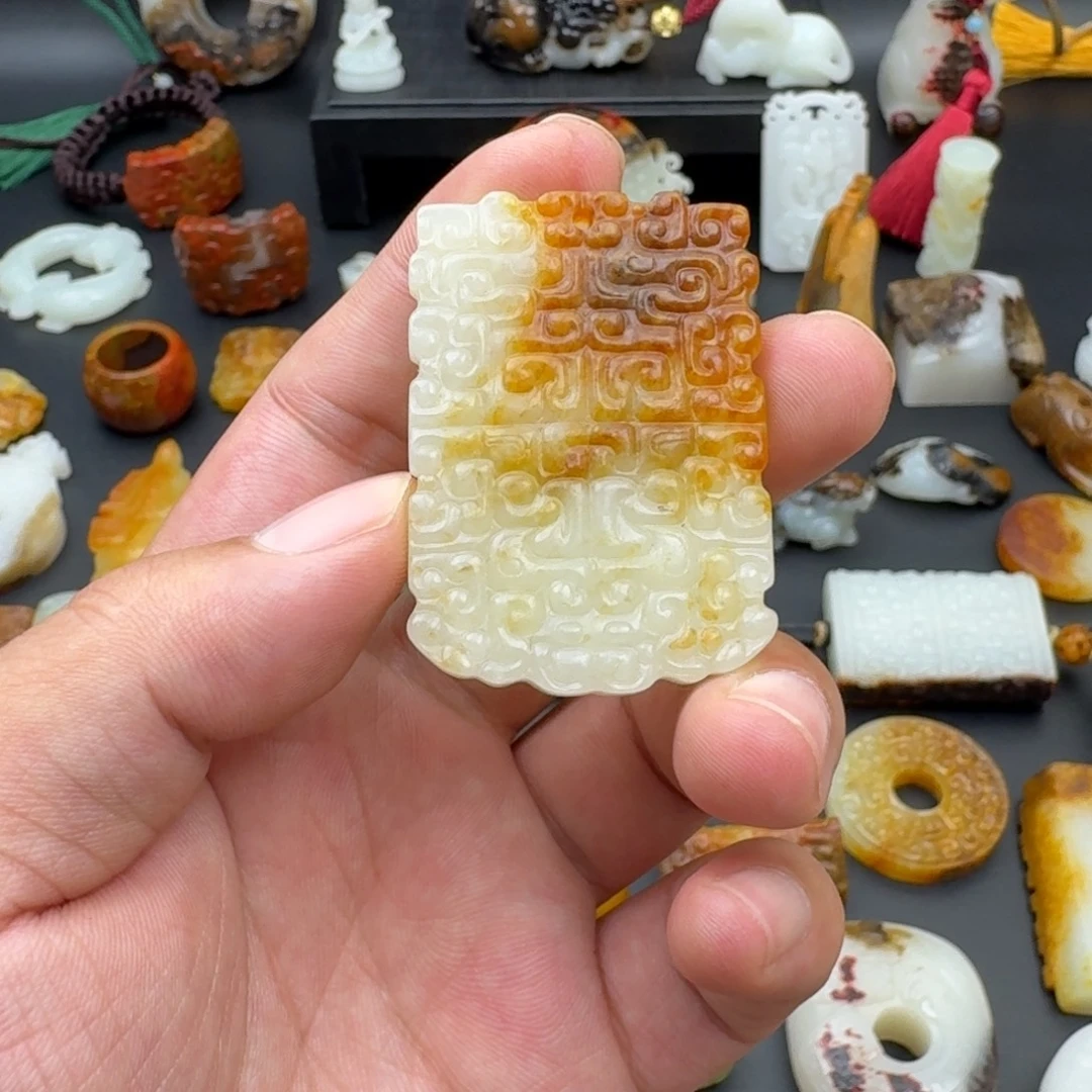 -***-和田玉（糖玉）未镶嵌颈饰