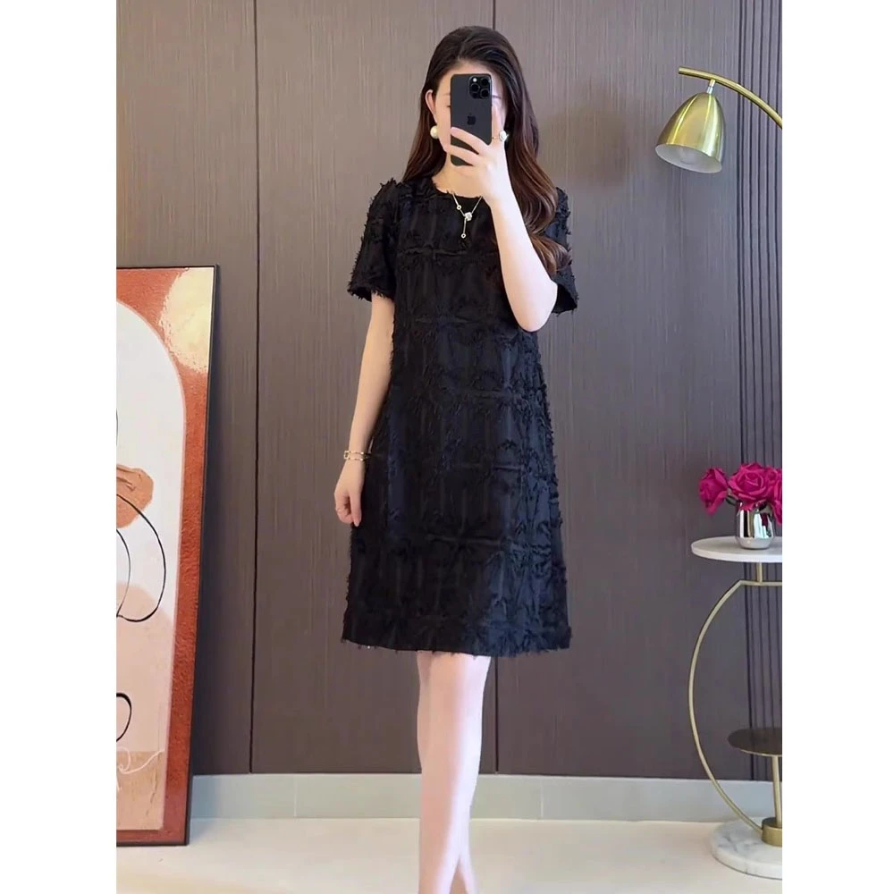 法式赫本风时尚黑色连衣裙女夏季新款设计感显瘦宽松遮肚减龄裙子