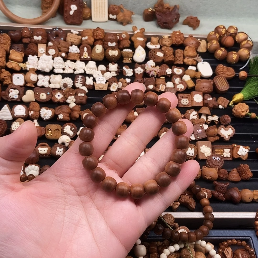 檀香木无事牌9*10横纹黑肉