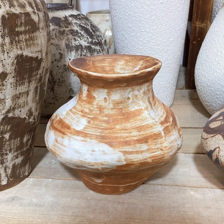 瓶高17。8。景德镇陶瓷 景德镇