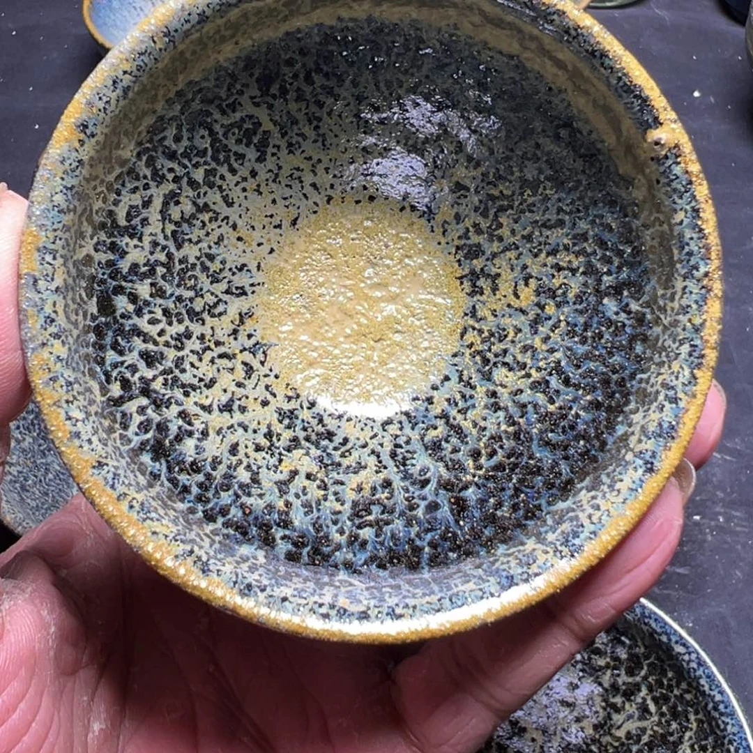 茶盏落灰烧瑕疵盏