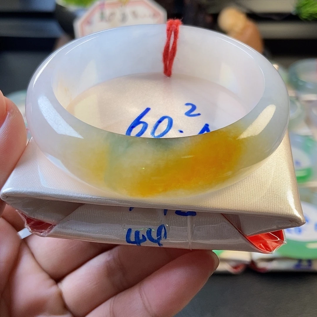 翡翠未镶嵌手镯8宽版冰黄翡
