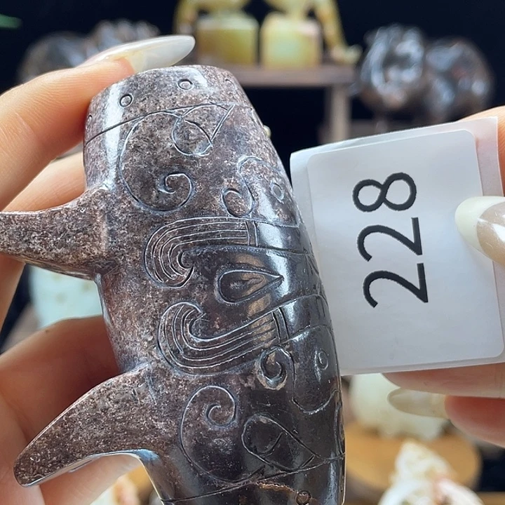 和田玉（糖玉）未镶嵌挂件