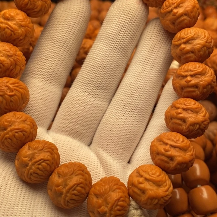 【闪购商品】猴头核桃吊坠清**身斗战胜佛